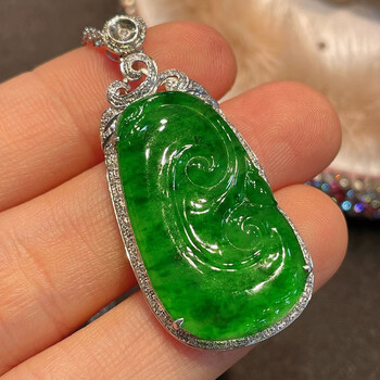 月亮阿姨满绿辣绿如意翡翠吊坠18k镶嵌缅甸翡翠女款送老婆送妈妈送礼