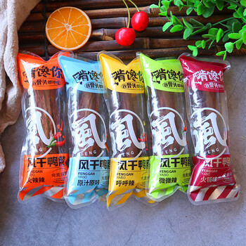 oemg 啃馋你手撕风干鸭脖子零食小包装网红氮气锁鲜香辣味即食小吃