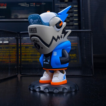 迪士尼lamtoyswazzup变色龙盲盒第6代黑牌脏辫潮流玩具模型六代轰炸机