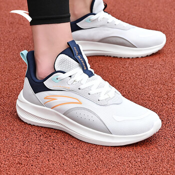 运动跑步鞋男鞋2024春季透气轻便软底减震爸爸鞋休闲网面跑鞋官网