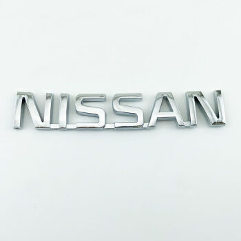 修衡东风日产尼桑标志nissan英文字母车标后备尾箱贴标字标碳纤nissan