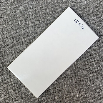 新款亮光白色瓷砖老式瓷砖外墙砖自建房60x240条砖乡村家用农村釉面砖