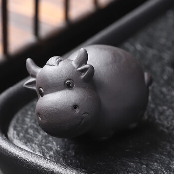 德梵蒂小水牛茶宠茶宠牛十二迷你宜兴紫砂摆件精品可养创意玩生肖牛