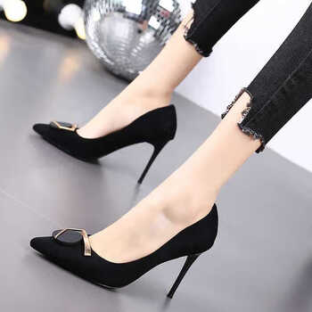 新疆高跟鞋尖头细跟时尚女鞋网红少女性感金属扣浅口黑 黑色(7cm)优先