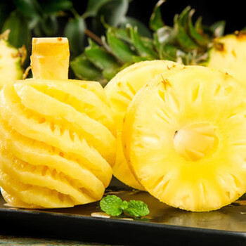 乡小二 泰国即食小菠萝3-6个/袋2斤 新鲜水果进口去皮菠萝超甜无渣