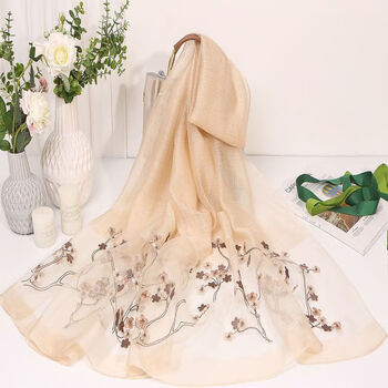 opmg杭州丝绸桑蚕丝真丝女高档绣花一枝梅洋气旗袍外搭披肩旅游送礼盒