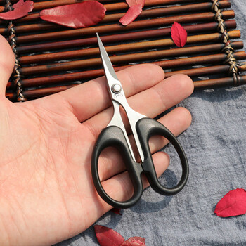 张小泉剪纸专用剪刀尖头办公剪不锈钢小号家用剪学生剪子ss-125