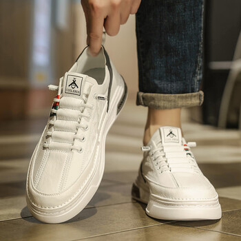 特步官方男鞋2022新款春夏季运动休闲真皮板鞋男士一脚蹬工作小白白色