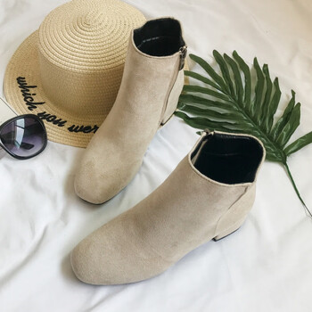 切尔西女靴磨砂皮子短筒马丁靴方头中跟粗跟新款潮流巍妙米白色35