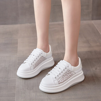 tataglare白色女鞋内增高8cm6cm春夏新款小熊底透气网面小白鞋厚底