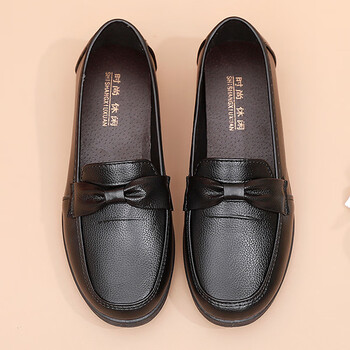 waitawait中年妈妈皮鞋女软底软皮单鞋平跟老太太闰月鞋防滑耐磨女