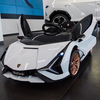 三岁小朋友骑的电动车适用儿童四轮带遥控汽车男女宝宝大号电动车白色