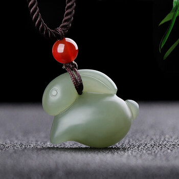 和田玉羊脂玉白玉玉兔吊坠立体精雕兔子玉石挂件生肖兔玉佩女款项链