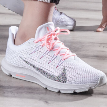 Nike耐克跑步鞋女子2021秋季新款透气休闲轻便耐磨防滑减震气垫运动鞋 