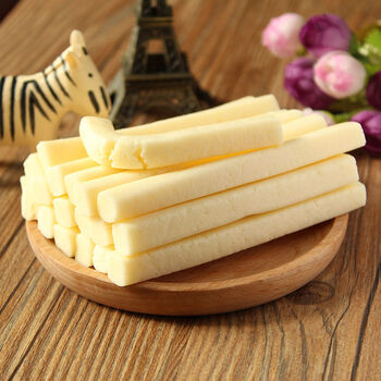 奶条内蒙古特产零食牛奶条独立包装奶酪棒奶疙瘩老人休闲食品600g草莓