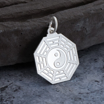 牌银吊坠项链红绳男女儿童护身符平安挂件本命年 足银990八卦吊坠3克