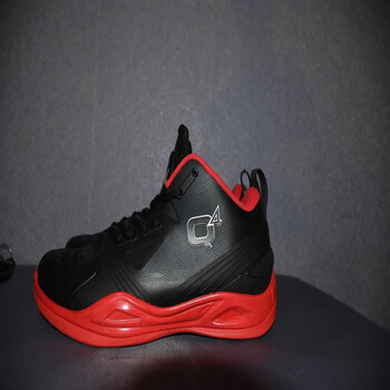 美国q4篮球鞋场地实战篮球鞋耐磨防滑缓震透气篮球鞋 黑红黑高帮 43.