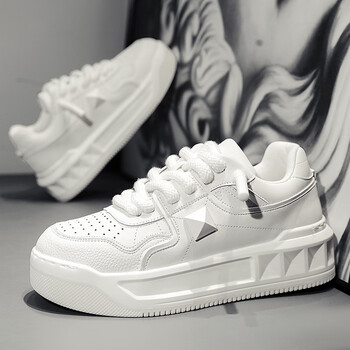 唐绘色秋冬季小白鞋男款板鞋钻石面包潮牌小众设计感增高厚底cl铆钉