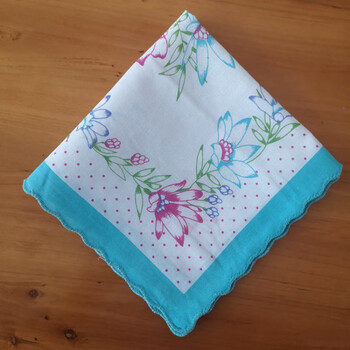 牙边小花小手帕碎花月牙边女士儿童汗巾老人随身手绢怀旧 莲花蓝色