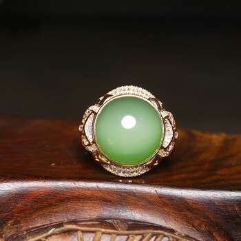 祥美瑞和田玉碧玉粉绿荧光18k金镶嵌女款戒指送亲友送长辈自戴收藏