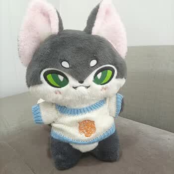 暮柒小狼崽崽公仔抱枕毛绒玩具绿眼睛熊猫三花猫暹罗喵吱吱小羊小挂件