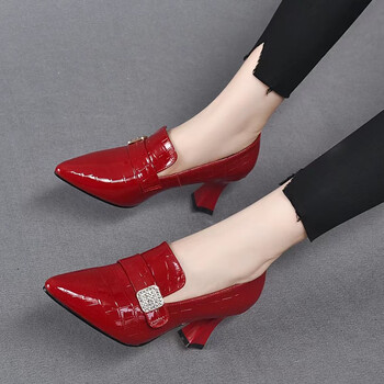 奢尧轻奢品牌尖头高跟鞋女粗跟小皮鞋2023年新款春秋季真皮单鞋红色婚