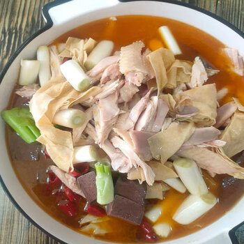 安徽涡阳特产香辣椒麻鸡整只手撕脱骨熟食真空即食带汤送豆皮鸡杂