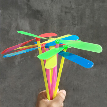 关注店铺卡米达玩具专营店>微羽>飞盘/竹蜻蜓玩具>户外玩具/游乐设施>