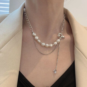 呵彩甲状腺术后遮疤锁骨链小诺银设计师珍珠蝴蝶结扣毛衣项链女毛衣