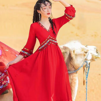 刻宾红色连衣裙海边度假长裙民族风女装旅游超仙飘带连衣裙沙漠裙子