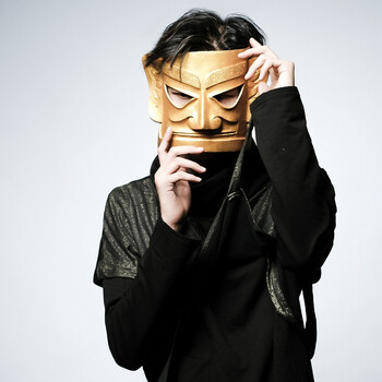 三星堆面具男女士国风汉服全脸造型舞台网红抖音91万圣节亮金色