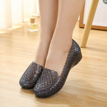 凉鞋中年妇女坡跟下雨天穿的凉鞋女式水晶女士女鞋塑料洞洞鞋透气包头