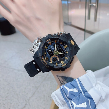 中学生手表男士海神淬火限量电子表女防水运动卡修多功能手表黑金