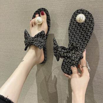百伦比尔网红潮拖鞋女外穿夏季新款小众蝴蝶结珍珠套趾温柔晚晚风黑色