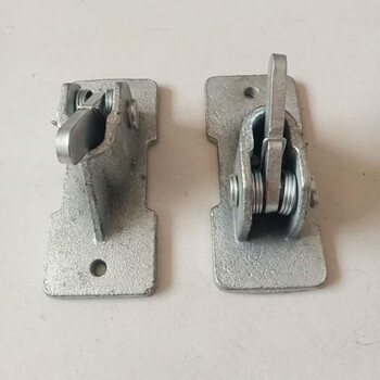 建筑工地新型蝴蝶扣平板扣建筑模板蝴蝶扣弹簧扣新型拉紧器黑色平板扣