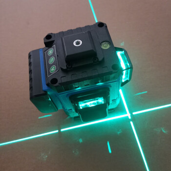 紫光水平仪琴建德国激光器紫光绿光蓝光贴墙贴地仪需爆闪功能可加 12