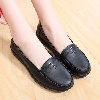 皮鞋女商场44大码中年女鞋43软底妈妈鞋42真皮中老年人一脚蹬皮鞋41