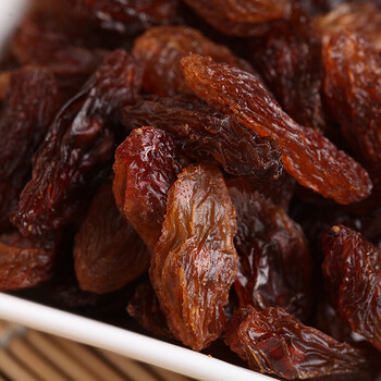 新疆特产沙迪克红马奶干500g有1袋500g红马奶葡萄干