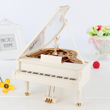 跳舞芭蕾舞女孩公主儿童生日圣诞礼物圣诞节 米白色 发光钢琴致爱丽丝