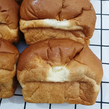 xywlkj哈东农大面包哈尔滨特产老式小方包葡萄干早餐代餐饱腹松软100g