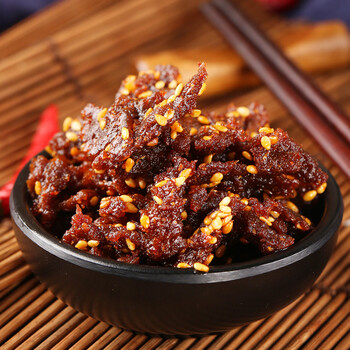 牛肉辣条碳烤素牛肉粒麻辣香辣素食面筋浩皓儿时小吃零食老妈烧烤味1