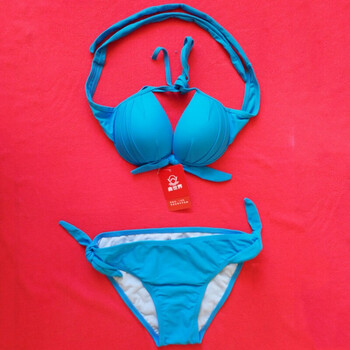 鑫世界泳装女比基尼 性感三点式泳衣 两件套黑桔蓝黄色纯色聚拢型