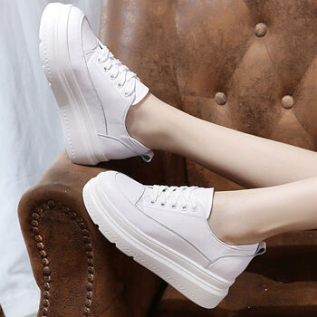 七屿鹿小白鞋女春季韩版2020新款休闲鞋运动厚底松糕百搭板鞋真皮白鞋