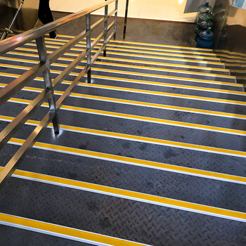 防滑条坡道 合金楼梯防滑条踏步压条金属幼儿园防撞包边室外大理石