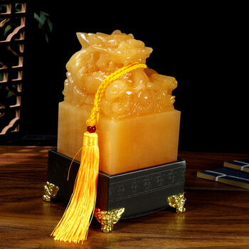 九龙印章 玉玺书法 玉石财印办公室书房装饰品印刻桌面摆件官印 黄玉