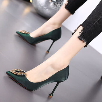 达芙妮女鞋商场同款尖头高跟鞋细跟2021新款春季百搭性感水钻网红秋款