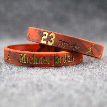 乔丹公牛队乔帮主23号篮球手环男女球星手环学生运动硅胶腕带套装