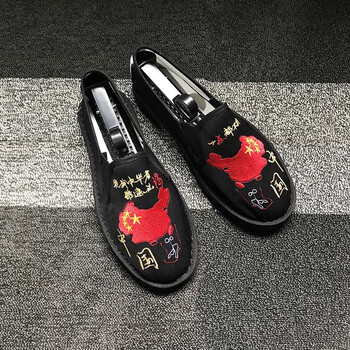 手工布鞋刺绣花老北京布鞋色鬼男社会小伙脸谱鞋情侣豆豆鞋 中国地图