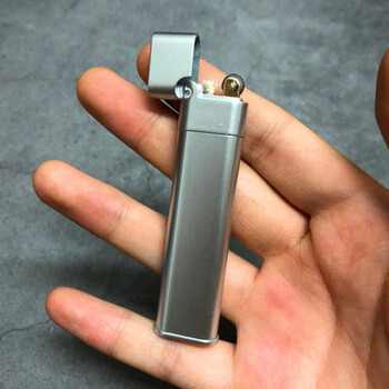 轻薄迷你小巧煤油打火机便携式男女通用砂轮防风可放进烟盒打火机