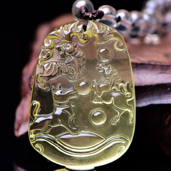 丰厚黄水晶鸣虎纳贵吊坠虎马狗三合贵人生肖属马害化太岁